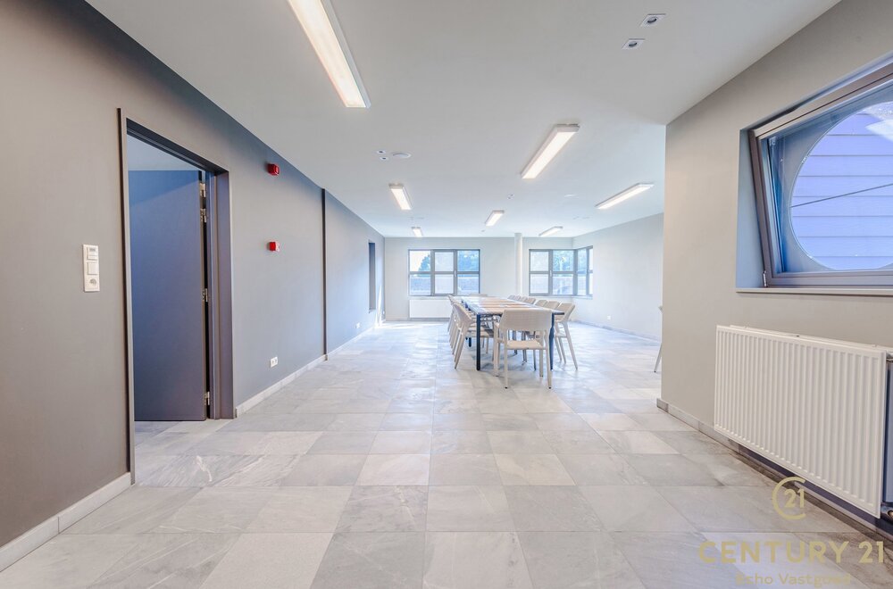 luxe-ruime-penthouse-192m-met-groot-terras-tegen-het-bos026.jpg