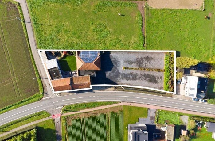 9800 Deinze