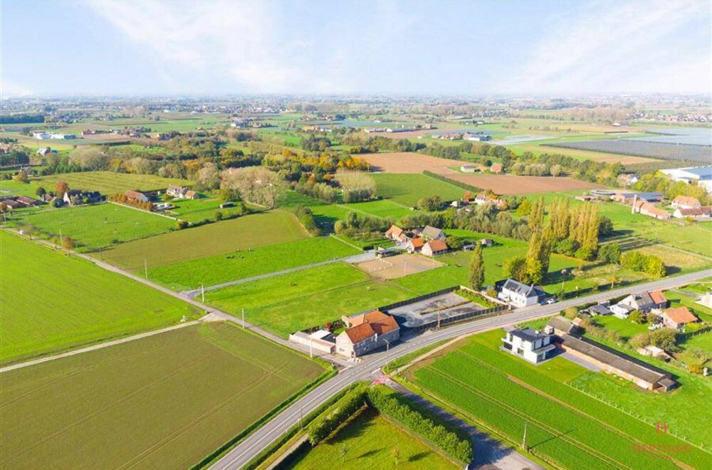 polyvalent-handelspand-met-woonst-op-een-uiterst-zichtbare-baanlocatie-te-gottem-deinze-026.jpg