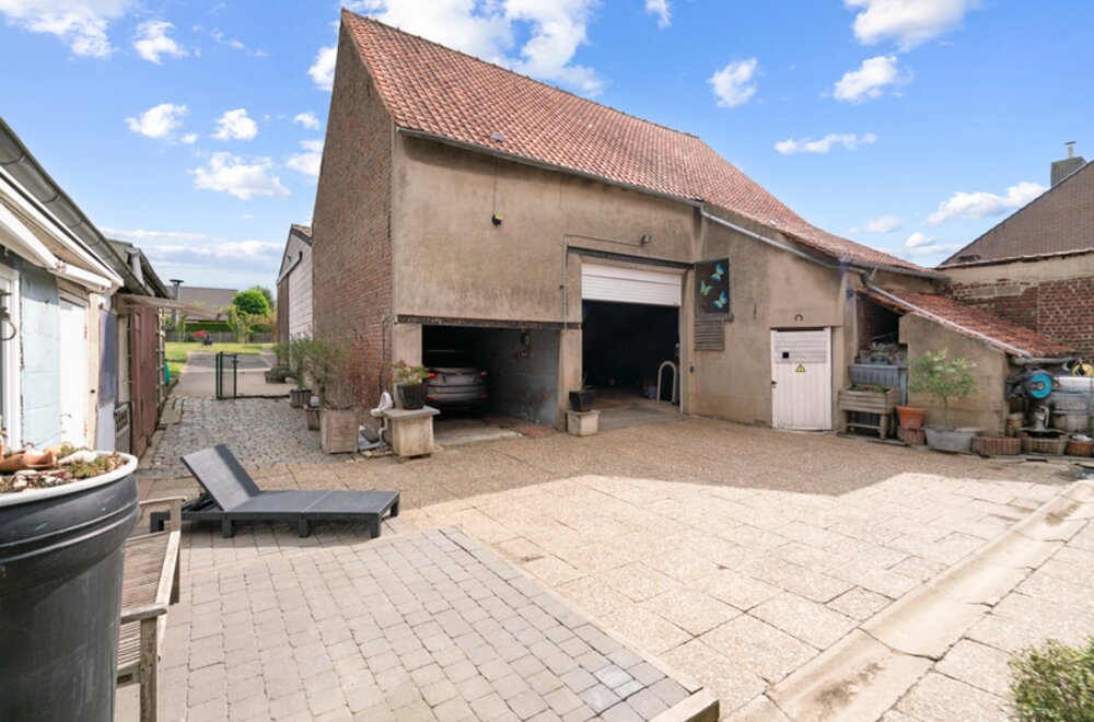 woning-met-4-5-slpk-garage-loods-amp-grote-tuin-in-sterrebeek020.jpg