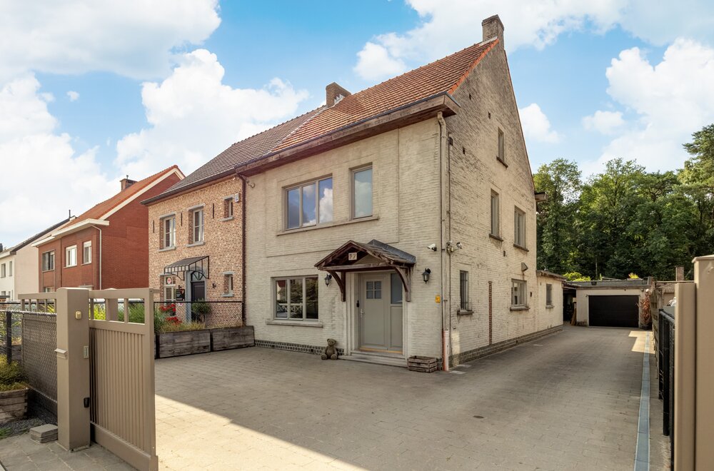 charmante-woning-met-loods-in-het-centrum-van-brasschaat022.jpg