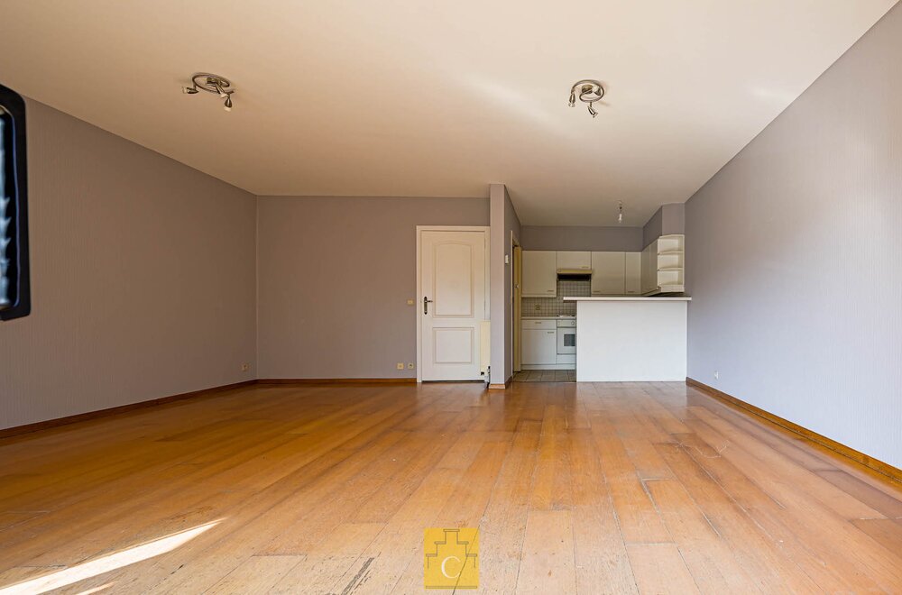 appartementsgebouw-met-8-wooneenheden-en-4-garageboxen-te-koop-toplocatie-langs-het-historische-kanaal-gent-brugge013.jpg