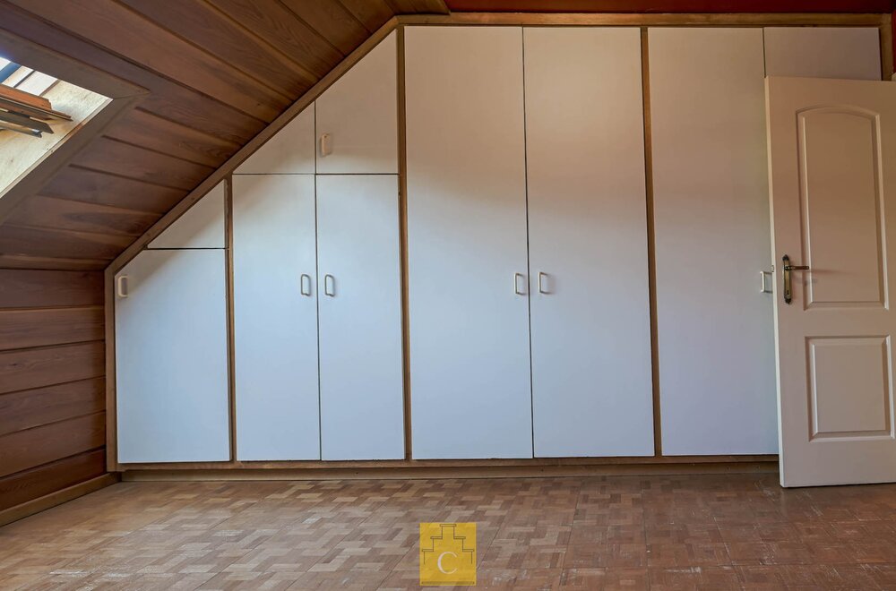 appartementsgebouw-met-8-wooneenheden-en-4-garageboxen-te-koop-toplocatie-langs-het-historische-kanaal-gent-brugge028.jpg
