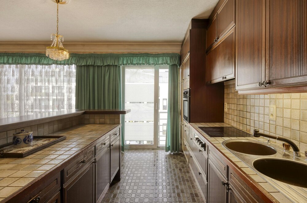 appartement-met-2-slaapkamers-en-autostaanplaats-te-koop-in-hoboken003.jpg