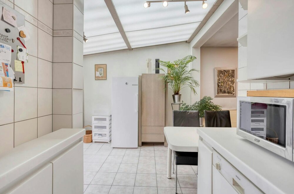huis-met-3-slaapkamers-tuin-en-garage-te-koop-in-hoboken008.jpg