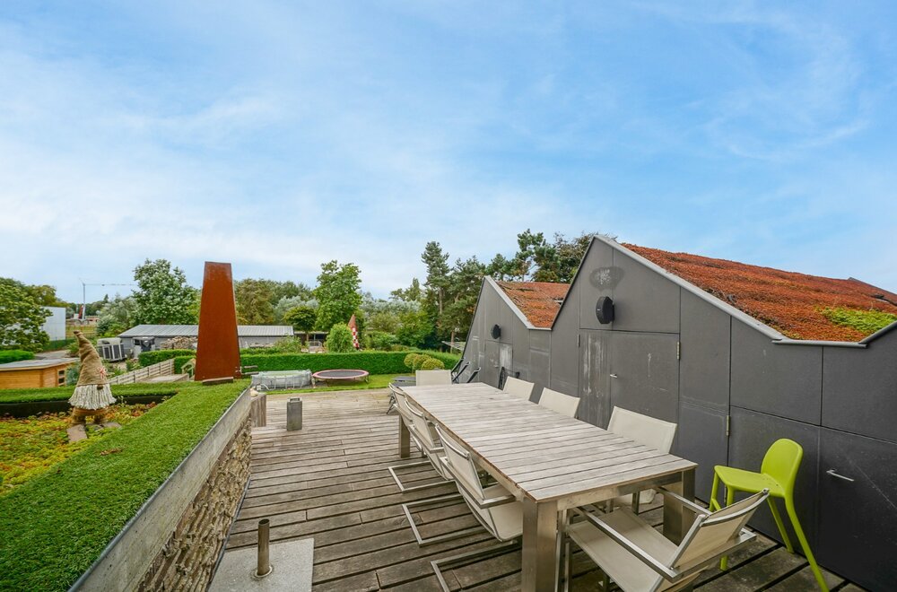 unieke-en-recente-woning-met-ruime-loods-in-oudenburg013.jpg