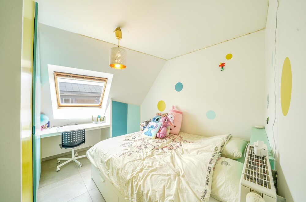 unieke-en-recente-woning-met-ruime-loods-in-oudenburg023.jpg