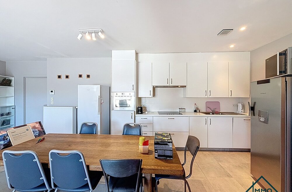 gelijkvloers-appartement-met-terras-tuin-en-4-staanplaatsen-in-centrum-zedelgem005.jpg