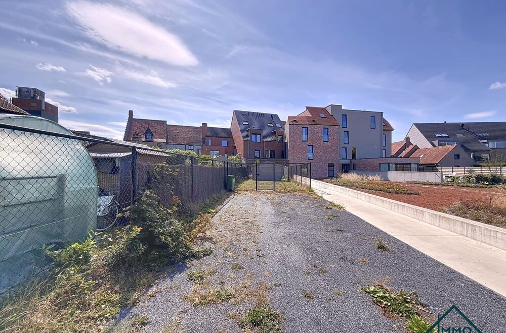 gelijkvloers-appartement-met-terras-tuin-en-4-staanplaatsen-in-centrum-zedelgem014.jpg