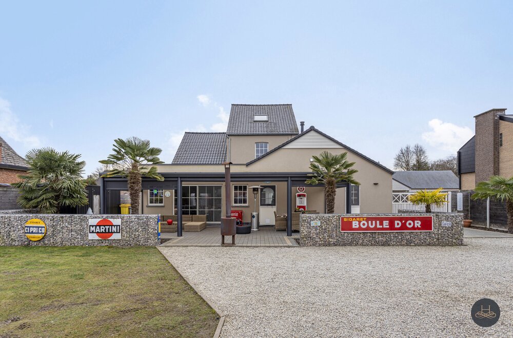 gemoderniseerde-ruime-woning-met-enorme-garage-opslagplaats045.jpg