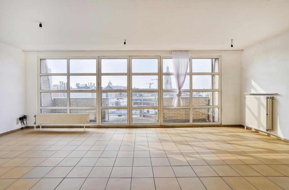instapklaar-energiezuinig-appartement-met-3-slaapkamers-in-hartje-roeselare002.jpg
