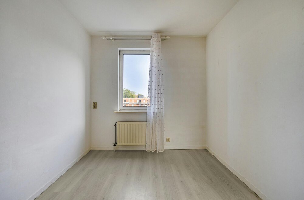 instapklaar-energiezuinig-appartement-met-3-slaapkamers-in-hartje-roeselare010.jpg