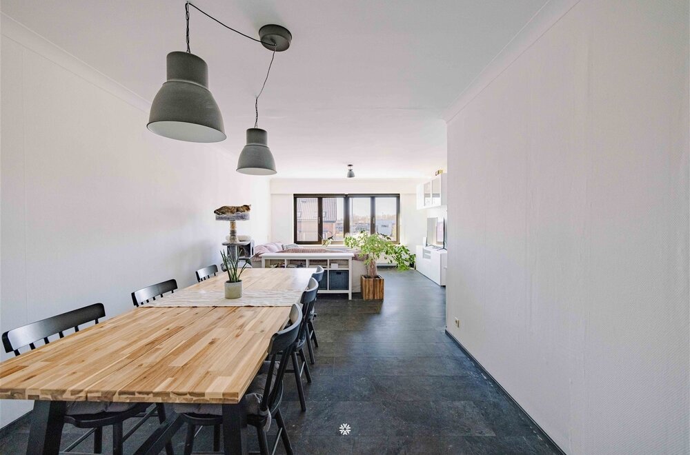 gerenoveerd-appartement-met-twee-slaapkamers001.jpg