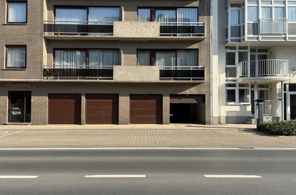 centraal-gelegen-garagebox002.jpg