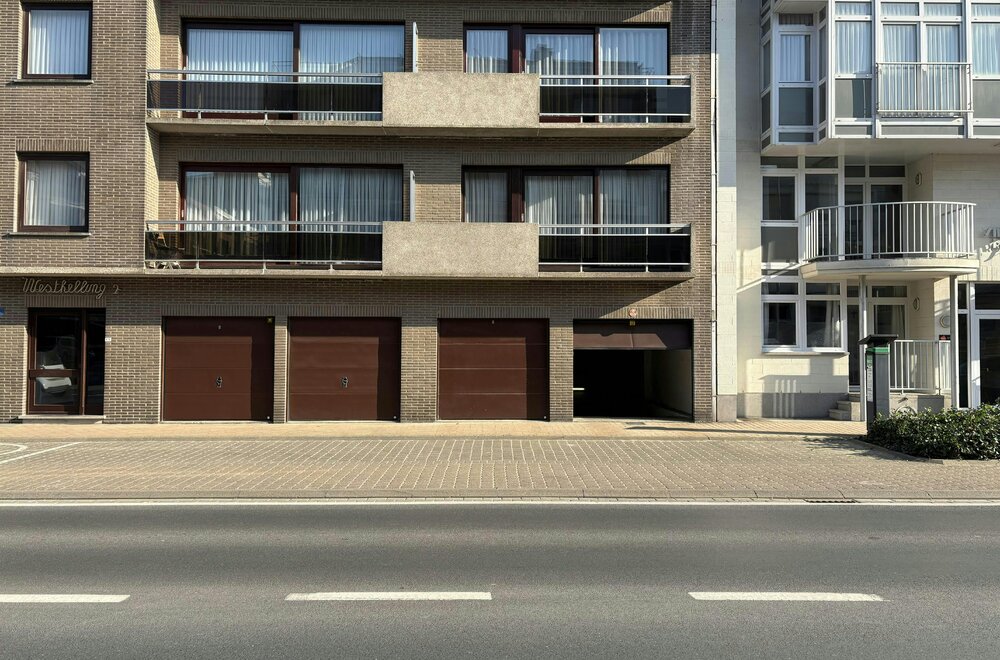 centraal-gelegen-garagebox009.jpg