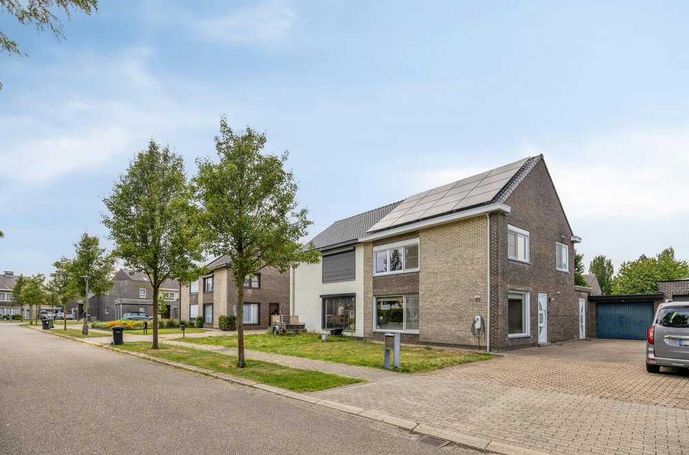 -huis-met-garage-en-tuin-te-koop-in-wuustwezel-001.jpg