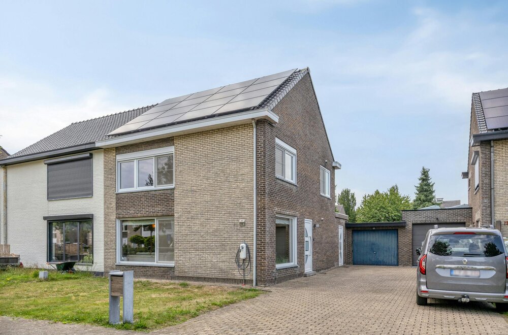 -huis-met-garage-en-tuin-te-koop-in-wuustwezel-002.jpg