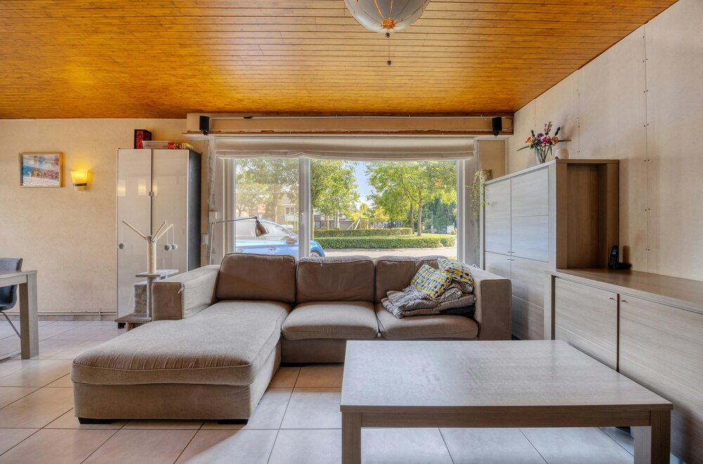 -huis-met-garage-en-tuin-te-koop-in-wuustwezel-006.jpg