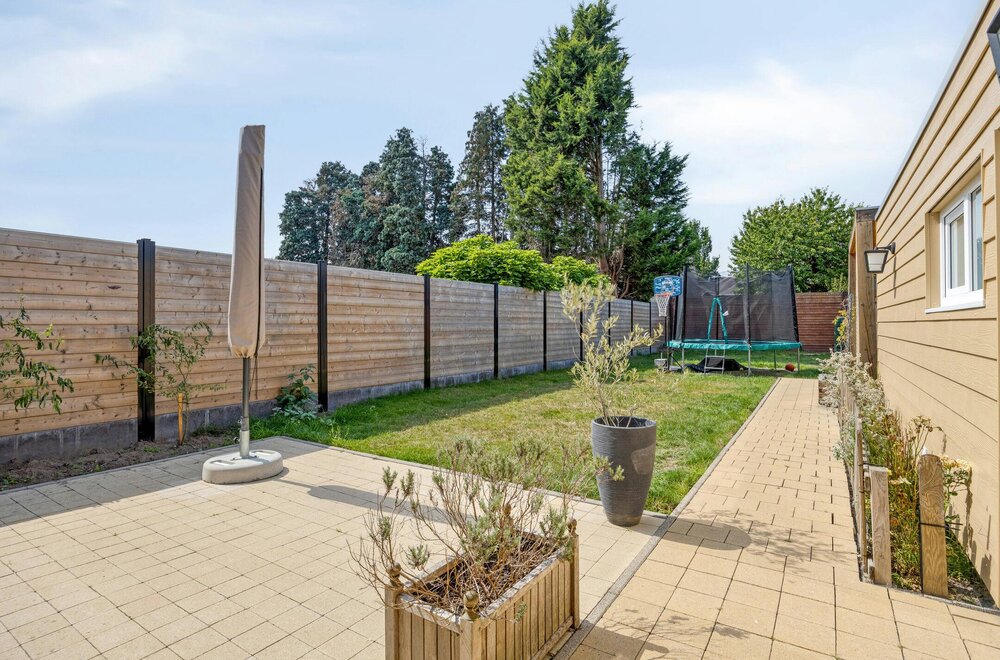 -huis-met-garage-en-tuin-te-koop-in-wuustwezel-026.jpg