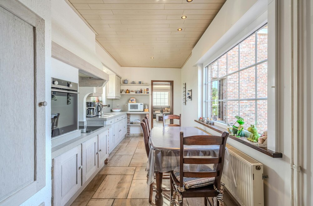 instapklare-woning-met-grote-tuin-en-3-slaapkamers-op-topligging-middelkerke-003.jpg