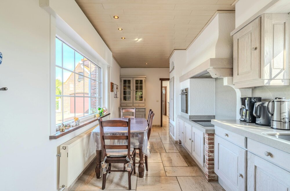 instapklare-woning-met-grote-tuin-en-3-slaapkamers-op-topligging-middelkerke-014.jpg