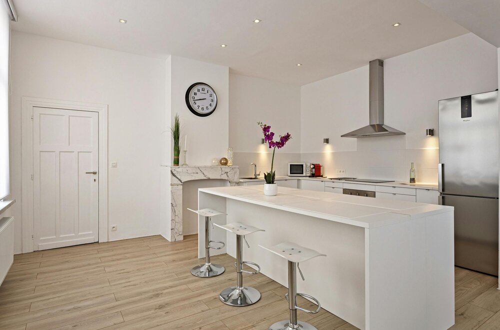 prachtig-appartement-met-2-slaapkamers-en-dressing-te-koop-in-antwerpen005.jpg