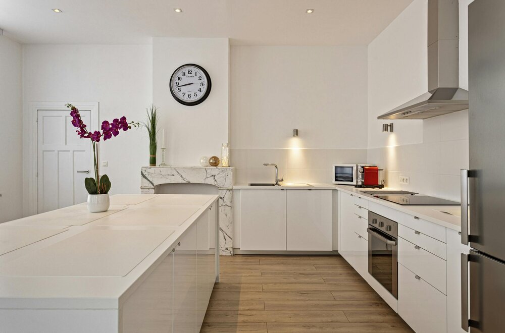 prachtig-appartement-met-2-slaapkamers-en-dressing-te-koop-in-antwerpen006.jpg