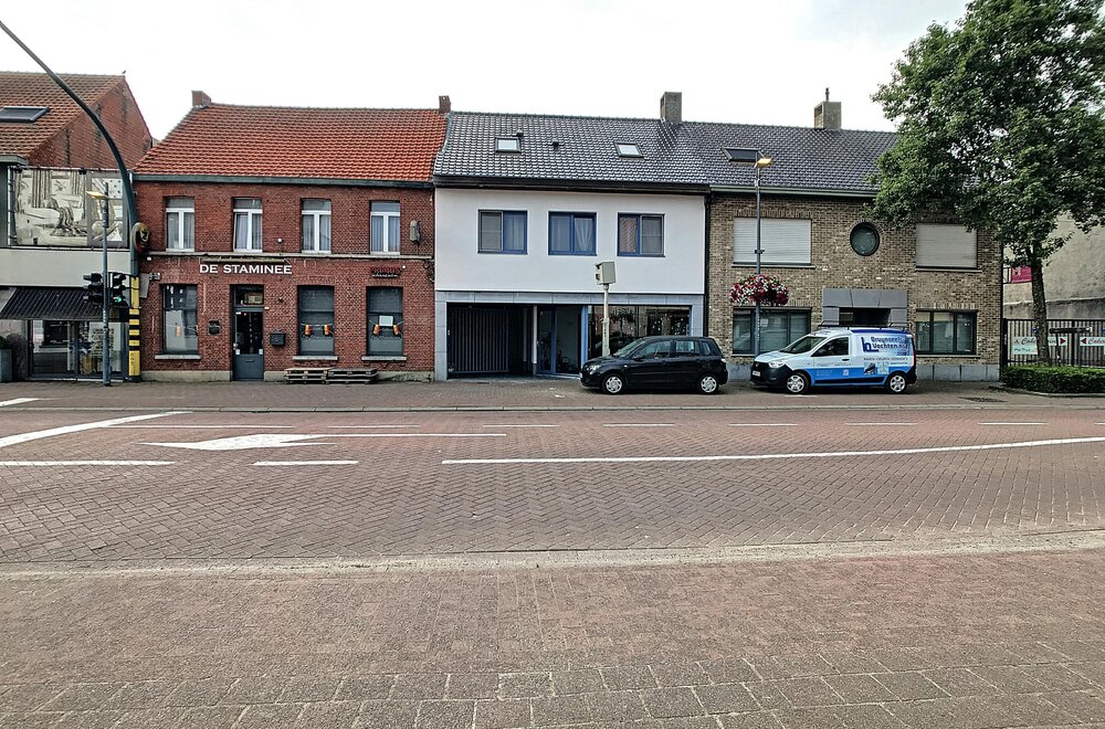 opportuniteit-opbrengsteigendom-te-koop-in-wuustwezel-001.jpg