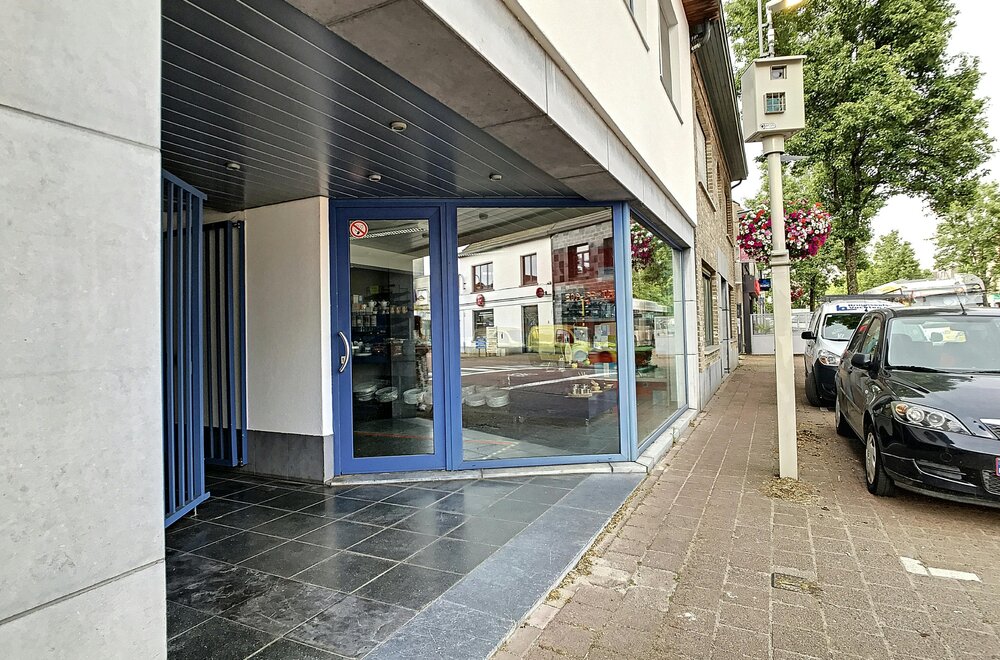 opportuniteit-opbrengsteigendom-te-koop-in-wuustwezel-003.jpg