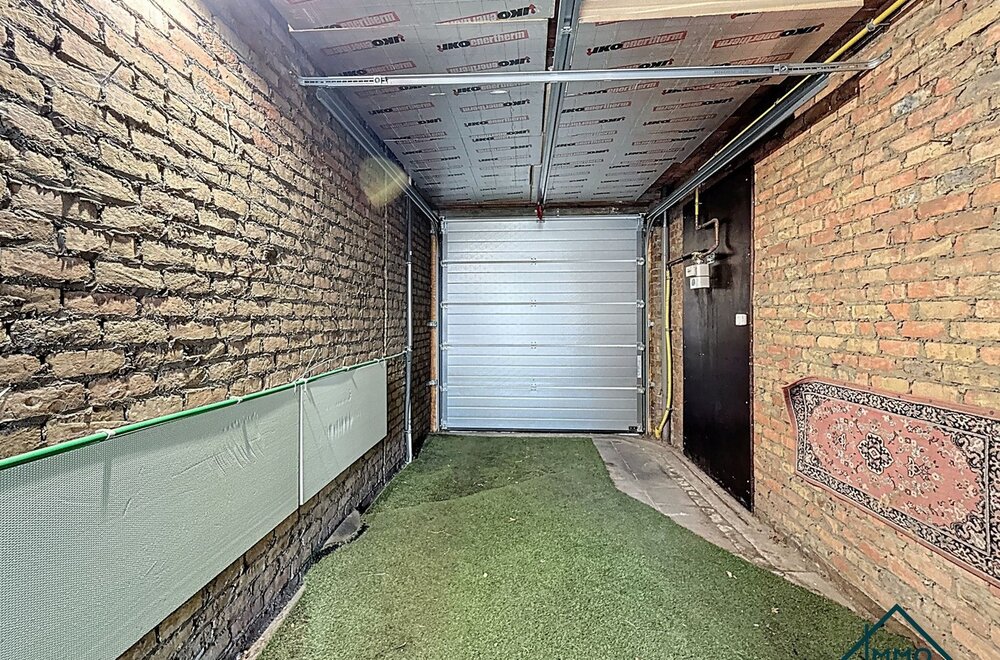 gezinswoning-met-tuin-en-garage-in-hartje-eernegem018.jpg