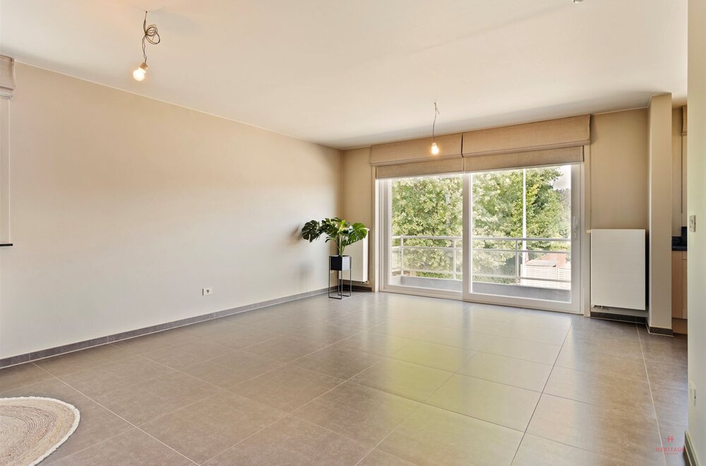 modern-2-slpk-appartement-met-terras-op-rustige-ligging-te-waregem-003.jpg