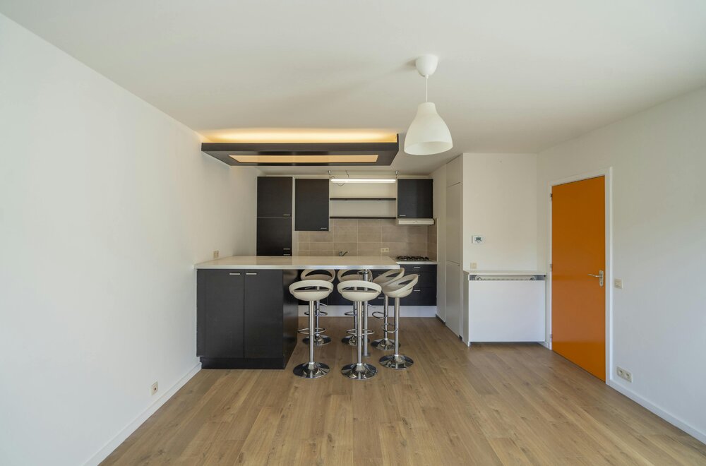 leuk-instapklaar-appartement-met-2-slaapkamers-te-koop003.jpg