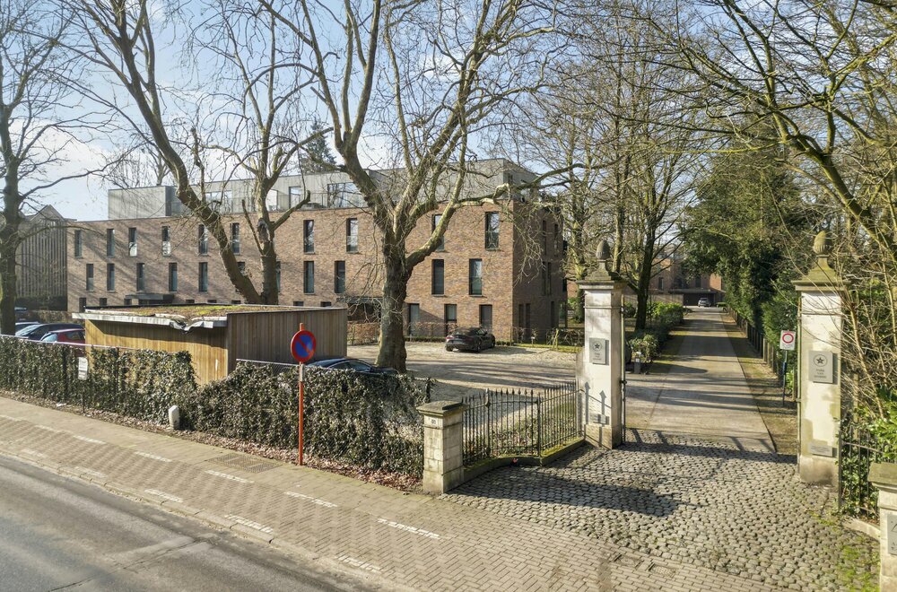 stijlvol-appartement-met-2-slaapkamers-en-2-autostaanplaatsen022.jpg