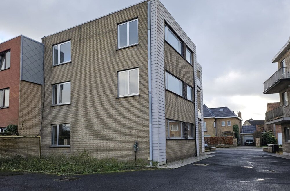 koopje-rustig-gelegen-appartement-incl-garage-002.jpg
