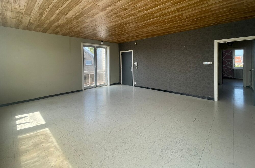 koopje-rustig-gelegen-appartement-incl-garage-003.jpg