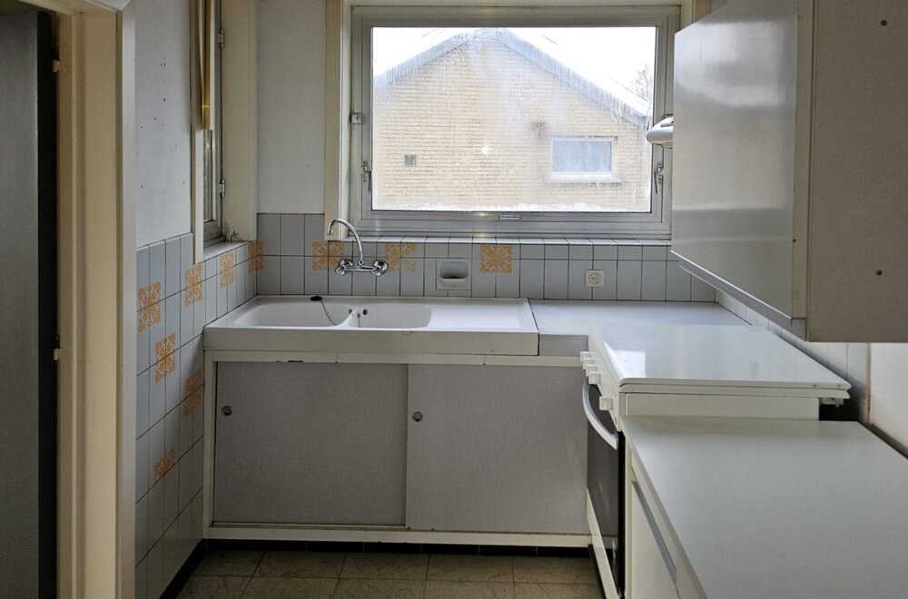 koopje-rustig-gelegen-appartement-incl-garage-005.jpg