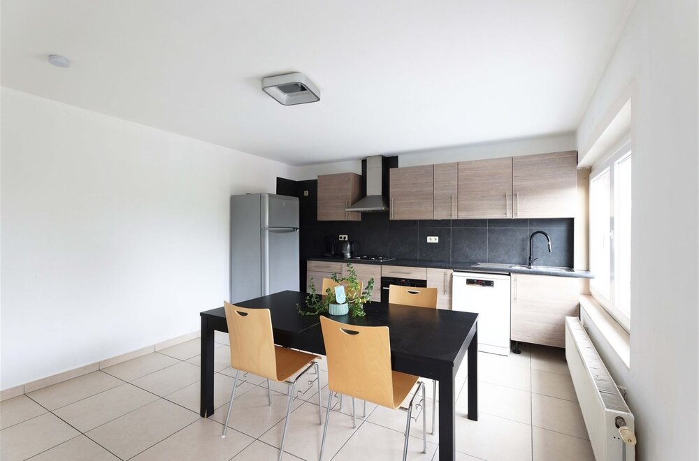 ruim-duplex-appartement-met-3-slaapkamers-op-centrale-en-rustige-ligging-opbrengsteigendom002.jpg