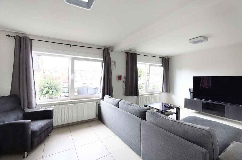 ruim-duplex-appartement-met-3-slaapkamers-op-centrale-en-rustige-ligging-opbrengsteigendom004.jpg