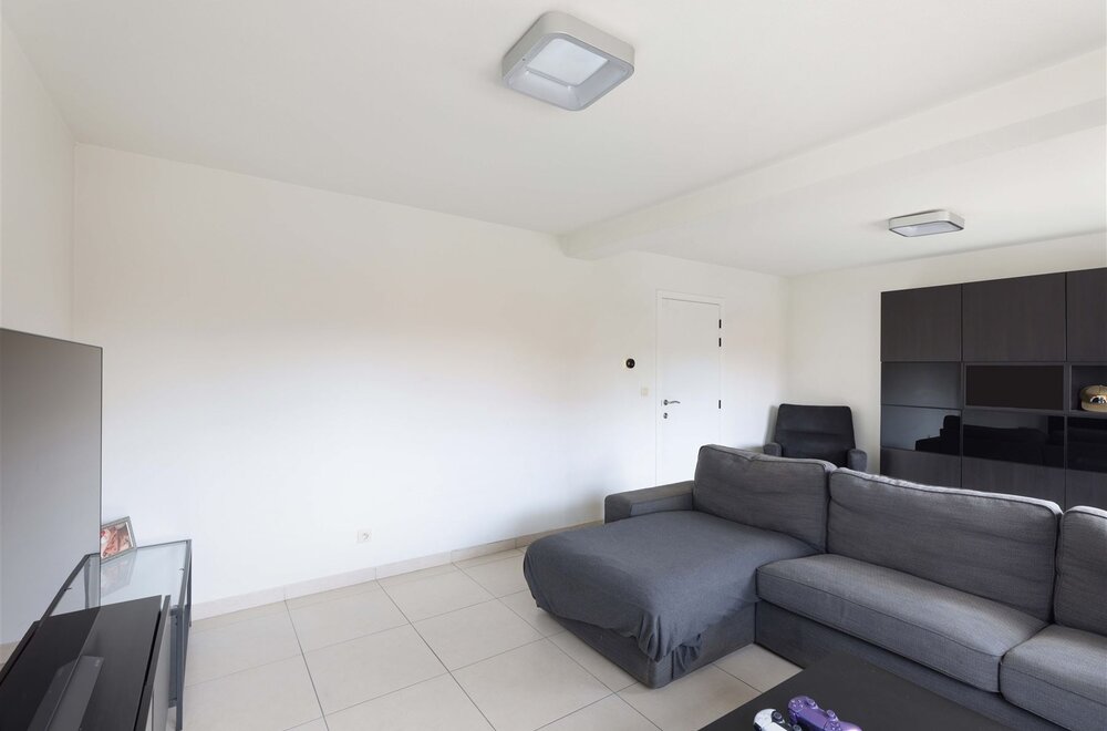 ruim-duplex-appartement-met-3-slaapkamers-op-centrale-en-rustige-ligging-opbrengsteigendom005.jpg