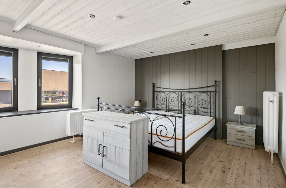 ruimtelijke-en-duurzame-woning-met-logies-in-kontich020.jpg