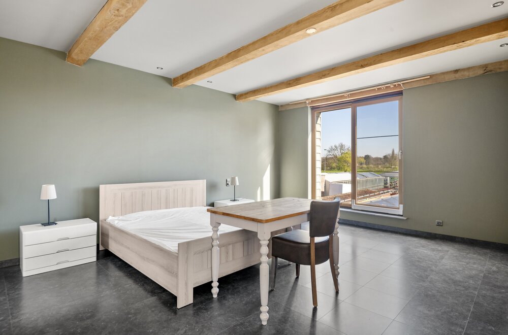 ruimtelijke-en-duurzame-woning-met-logies-in-kontich024.jpg