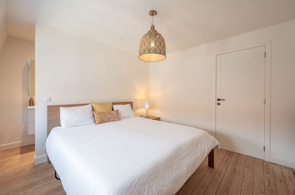 prachtig-gerenoveerde-stadswoning-met-4-slaapkamers-in-hartje-brugge016.jpg