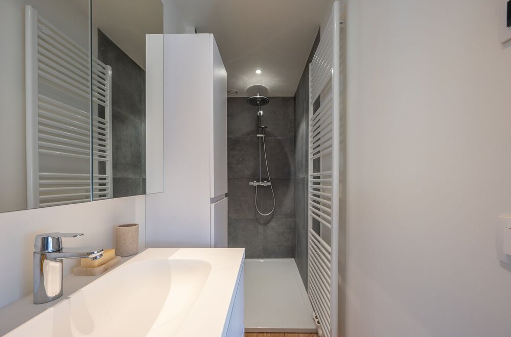 prachtig-gerenoveerde-stadswoning-met-4-slaapkamers-in-hartje-brugge017.jpg