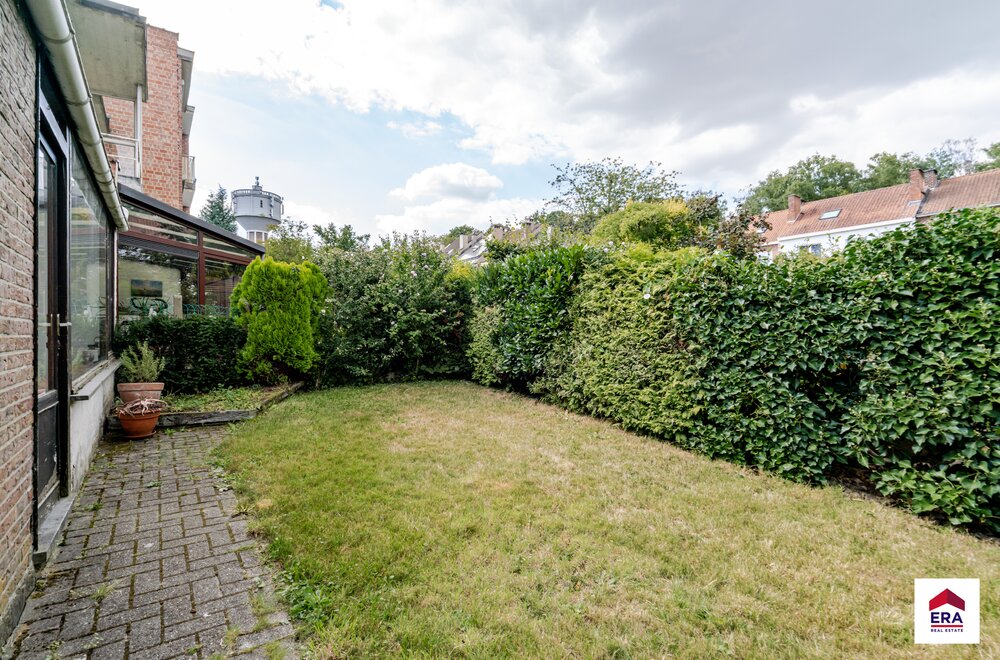 charmante-woning-met-3-slpk-garage-n-tuin-te-drogenbos017.jpg
