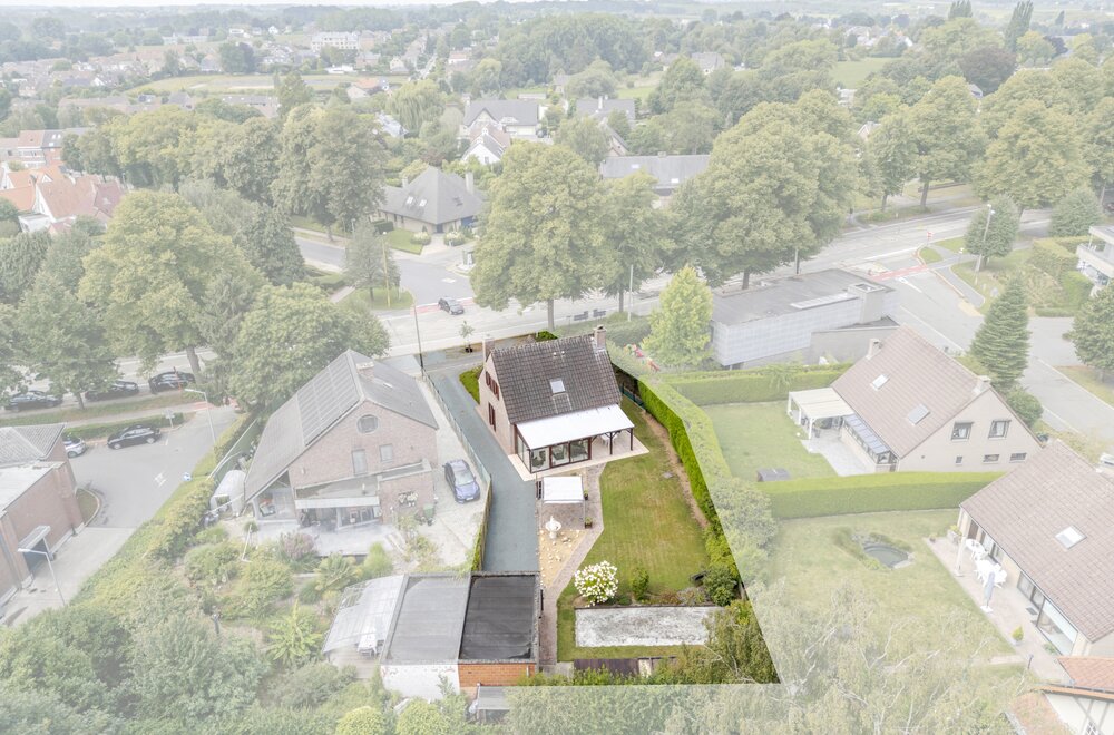 te-koop-in-meise-woning-met-3-kamers-en-2-ruime-garage-s-003.jpg