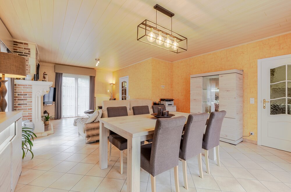 te-koop-in-meise-woning-met-3-kamers-en-2-ruime-garage-s-006.jpg