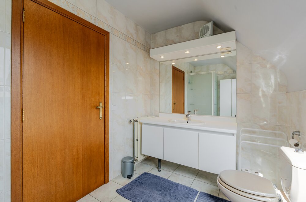 te-koop-in-meise-woning-met-3-kamers-en-2-ruime-garage-s-013.jpg