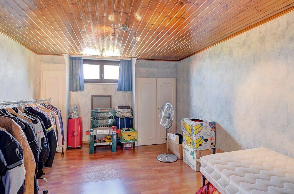 huis-met-talrijke-mogelijkheden-te-koop-in-meerbeek020.jpg