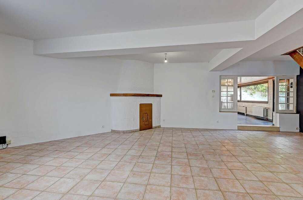 huis-met-talrijke-mogelijkheden-te-koop-in-meerbeek023.jpg
