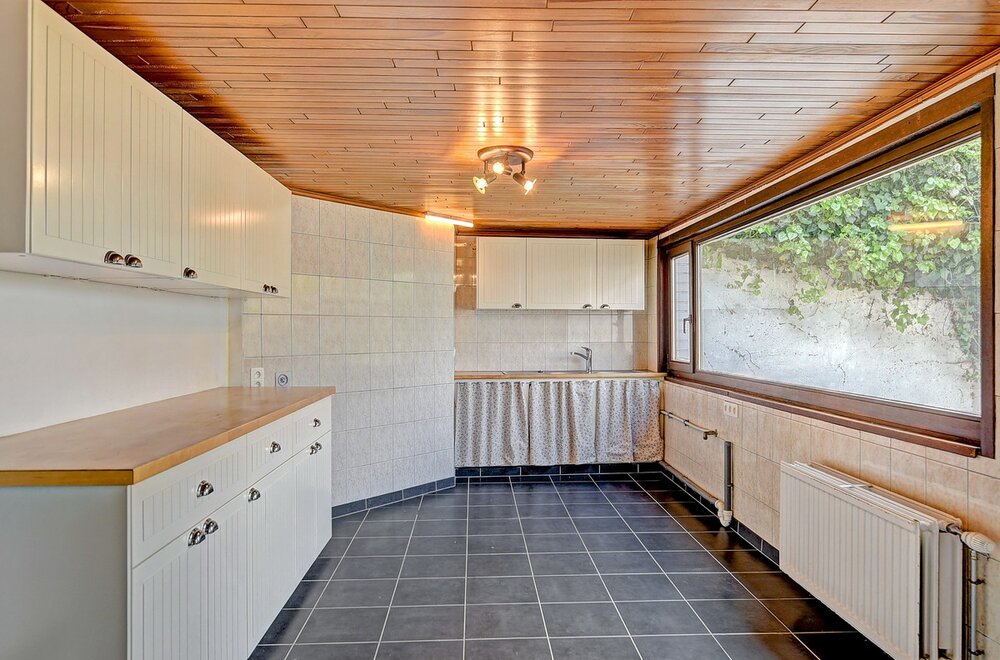 huis-met-talrijke-mogelijkheden-te-koop-in-meerbeek024.jpg